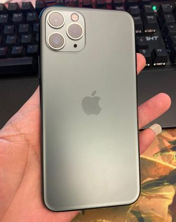 元阳苹果维修点分享iPhone 11 Pro黑屏小众故障解析 